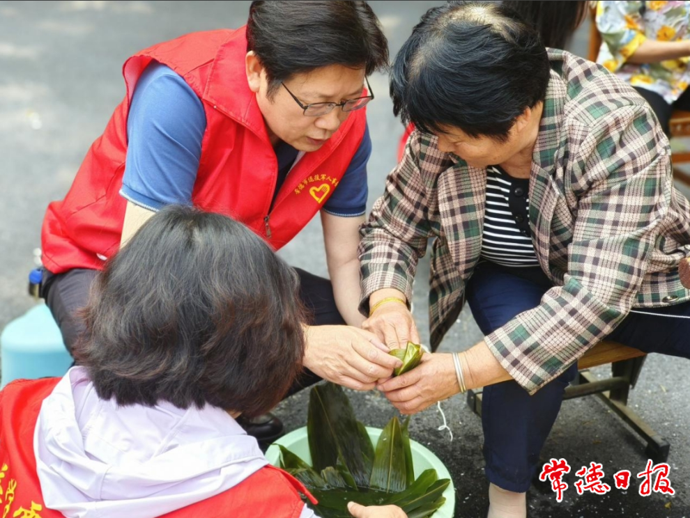 芙蓉街道各社區(qū)開展端午節(jié)主題活動2.png